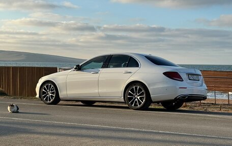 Mercedes-Benz E-Класс, 2019 год, 3 500 000 рублей, 17 фотография