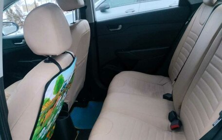 Hyundai Solaris II рестайлинг, 2018 год, 850 000 рублей, 7 фотография