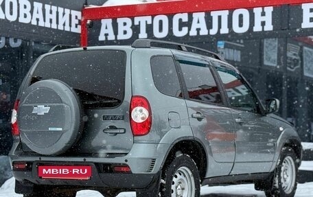 Chevrolet Niva I рестайлинг, 2018 год, 749 000 рублей, 12 фотография