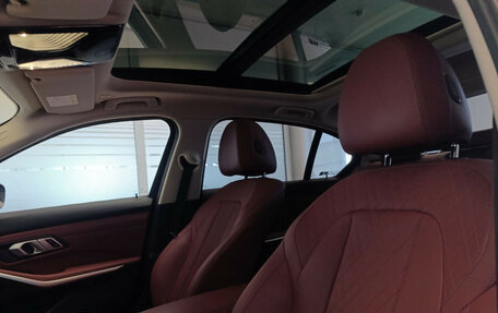 BMW 3 серия, 2024 год, 4 800 000 рублей, 10 фотография