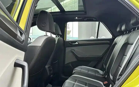 Volkswagen T-Roc I, 2022 год, 1 869 040 рублей, 10 фотография