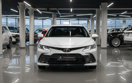 Toyota Camry, 2021 год, 3 080 000 рублей, 3 фотография