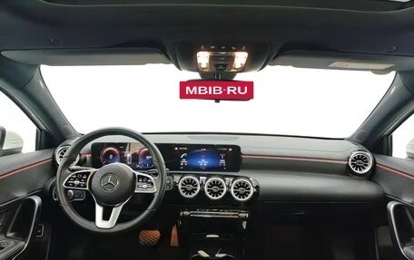 Mercedes-Benz A-Класс, 2022 год, 1 880 050 рублей, 7 фотография