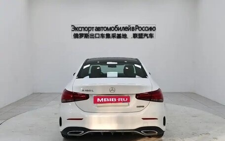 Mercedes-Benz A-Класс, 2022 год, 1 880 050 рублей, 5 фотография