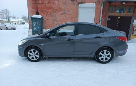 Hyundai Solaris II рестайлинг, 2012 год, 900 000 рублей, 6 фотография