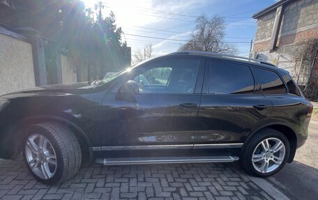 Volkswagen Touareg III, 2011 год, 1 950 000 рублей, 7 фотография