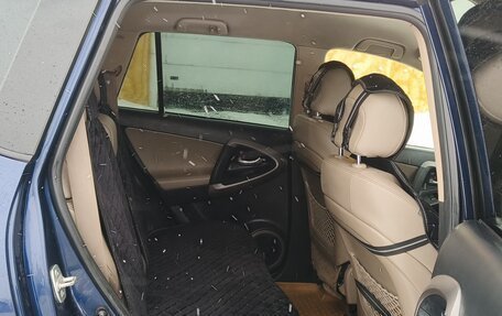 Toyota RAV4, 2005 год, 805 000 рублей, 17 фотография