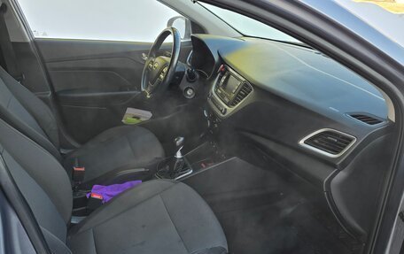 Hyundai Solaris II рестайлинг, 2018 год, 1 190 000 рублей, 7 фотография