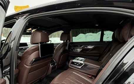 BMW 7 серия, 2021 год, 8 000 000 рублей, 13 фотография