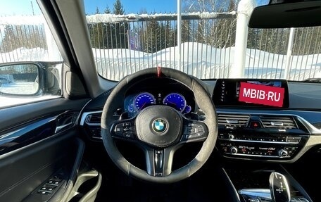 BMW 5 серия, 2018 год, 2 999 000 рублей, 11 фотография