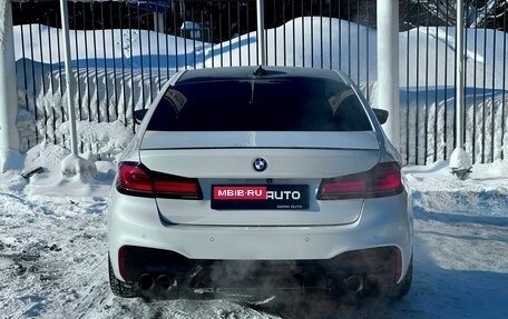 BMW 5 серия, 2018 год, 2 999 000 рублей, 5 фотография