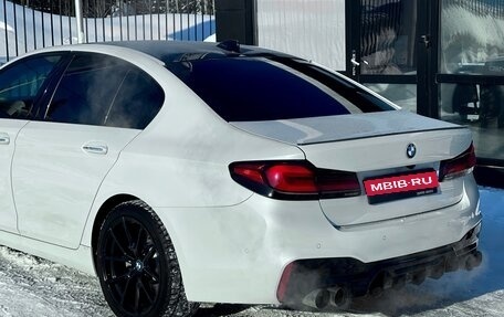 BMW 5 серия, 2018 год, 2 999 000 рублей, 7 фотография