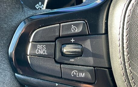 BMW 5 серия, 2018 год, 2 999 000 рублей, 13 фотография