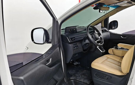 Hyundai Staria, 2023 год, 6 160 000 рублей, 5 фотография