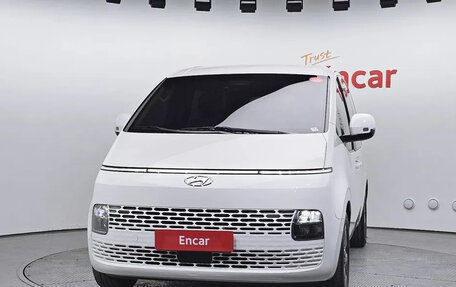 Hyundai Staria, 2023 год, 6 160 000 рублей, 2 фотография