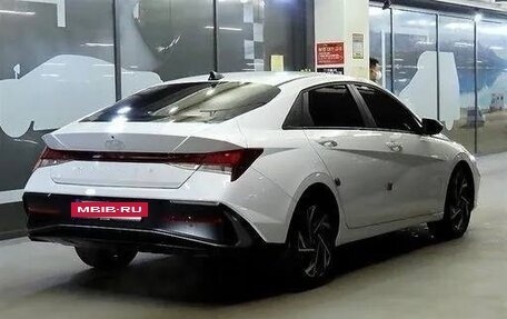 Hyundai Avante, 2024 год, 2 390 000 рублей, 4 фотография