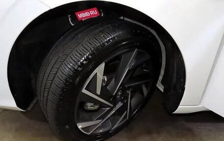 Hyundai Avante, 2024 год, 2 390 000 рублей, 19 фотография