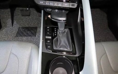 Hyundai Avante, 2024 год, 2 390 000 рублей, 12 фотография