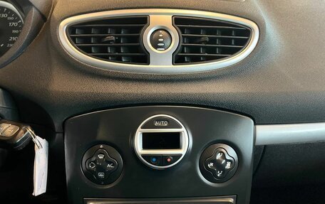 Renault Clio III, 2009 год, 388 000 рублей, 13 фотография