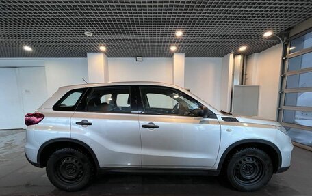 Suzuki Vitara II рестайлинг, 2020 год, 1 600 000 рублей, 2 фотография