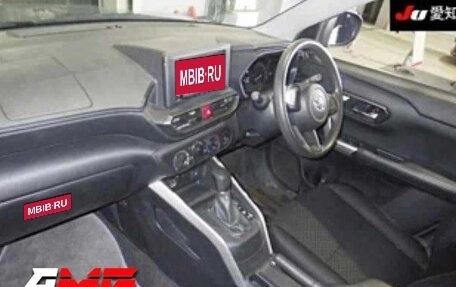 Toyota Raize I, 2022 год, 1 090 000 рублей, 3 фотография