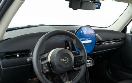 MINI Hatch, 2024 год, 4 898 999 рублей, 6 фотография