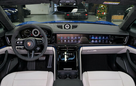 Porsche Panamera, 2025 год, 26 772 000 рублей, 18 фотография