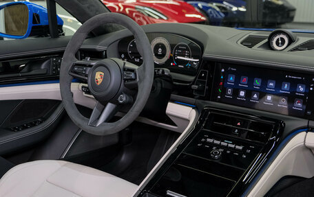 Porsche Panamera, 2025 год, 26 772 000 рублей, 25 фотография