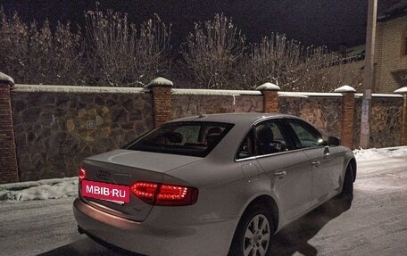 Audi A4, 2011 год, 945 000 рублей, 4 фотография