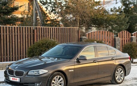 BMW 5 серия, 2013 год, 1 449 000 рублей, 2 фотография
