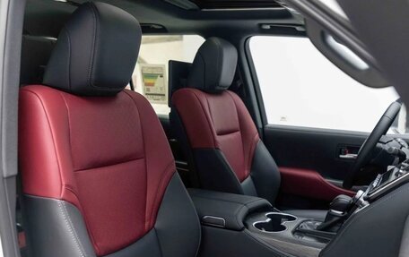 Toyota Land Cruiser, 2025 год, 13 100 000 рублей, 27 фотография