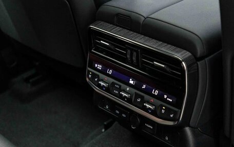 Toyota Land Cruiser, 2025 год, 13 100 000 рублей, 23 фотография