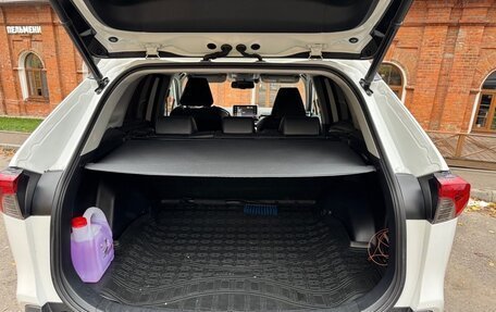 Toyota RAV4, 2020 год, 3 350 000 рублей, 3 фотография