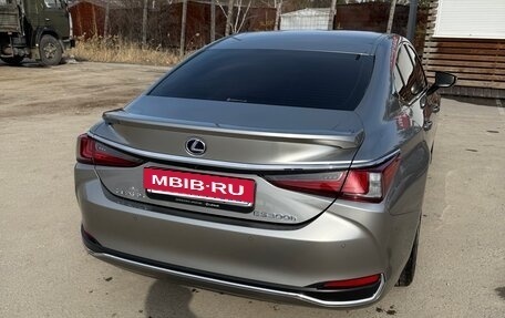 Lexus ES VII, 2020 год, 6 000 000 рублей, 3 фотография