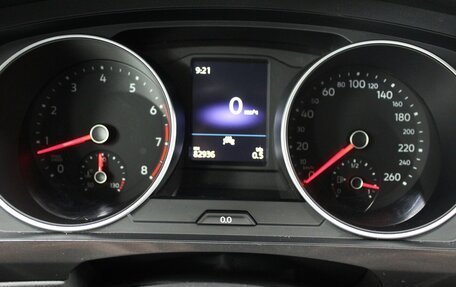 Volkswagen Tiguan II, 2021 год, 2 390 000 рублей, 10 фотография