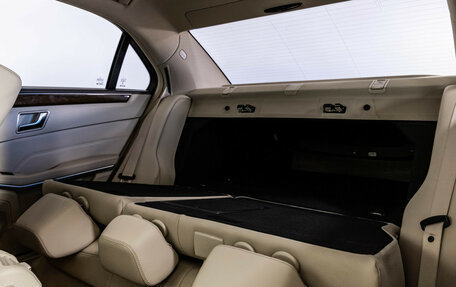 Mercedes-Benz E-Класс, 2013 год, 1 649 000 рублей, 22 фотография