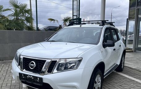Nissan Terrano III, 2016 год, 980 000 рублей, 2 фотография