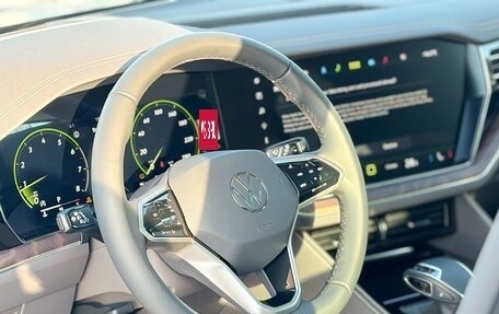 Volkswagen Touareg III, 2025 год, 7 950 000 рублей, 12 фотография