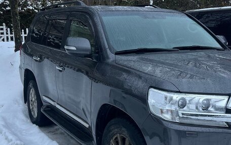 Toyota Land Cruiser 200, 2015 год, 3 950 000 рублей, 2 фотография