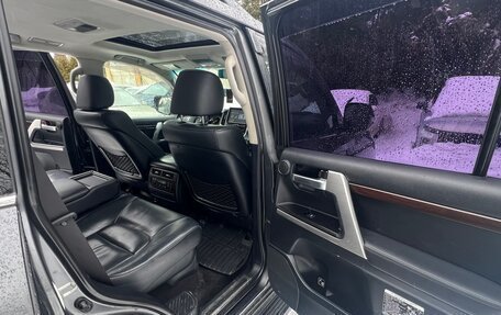 Toyota Land Cruiser 200, 2015 год, 3 950 000 рублей, 11 фотография