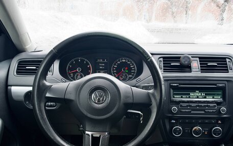 Volkswagen Jetta VI, 2013 год, 845 000 рублей, 13 фотография