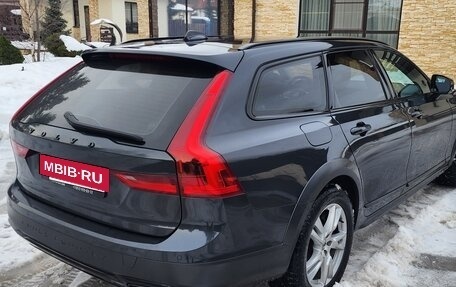 Volvo V90 Cross Country I рестайлинг, 2019 год, 3 500 000 рублей, 3 фотография