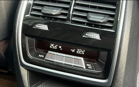 BMW X7, 2021 год, 9 000 000 рублей, 18 фотография