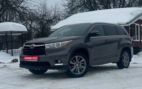 Toyota Highlander III, 2014 год, 2 890 000 рублей, 1 фотография