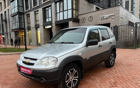 Chevrolet Niva I рестайлинг, 2018 год, 755 000 рублей, 1 фотография