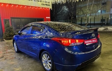 Hyundai Avante, 2012 год, 700 000 рублей, 5 фотография