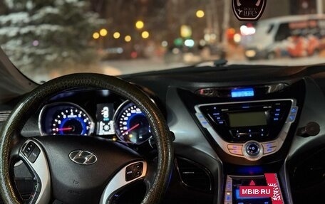 Hyundai Avante, 2012 год, 700 000 рублей, 12 фотография