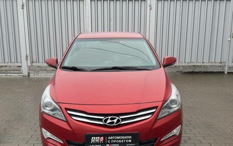 Hyundai Solaris II рестайлинг, 2015 год, 950 000 рублей, 2 фотография