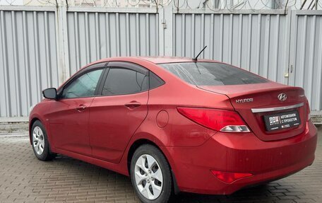 Hyundai Solaris II рестайлинг, 2015 год, 950 000 рублей, 6 фотография