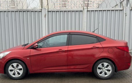 Hyundai Solaris II рестайлинг, 2015 год, 950 000 рублей, 4 фотография